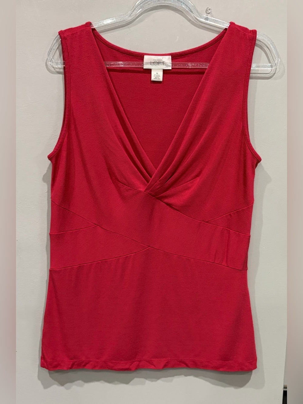 ANN TAYLOR LOFT DEEP V NECK MODAL SLEEVELESS BLOUSE TANK TOP